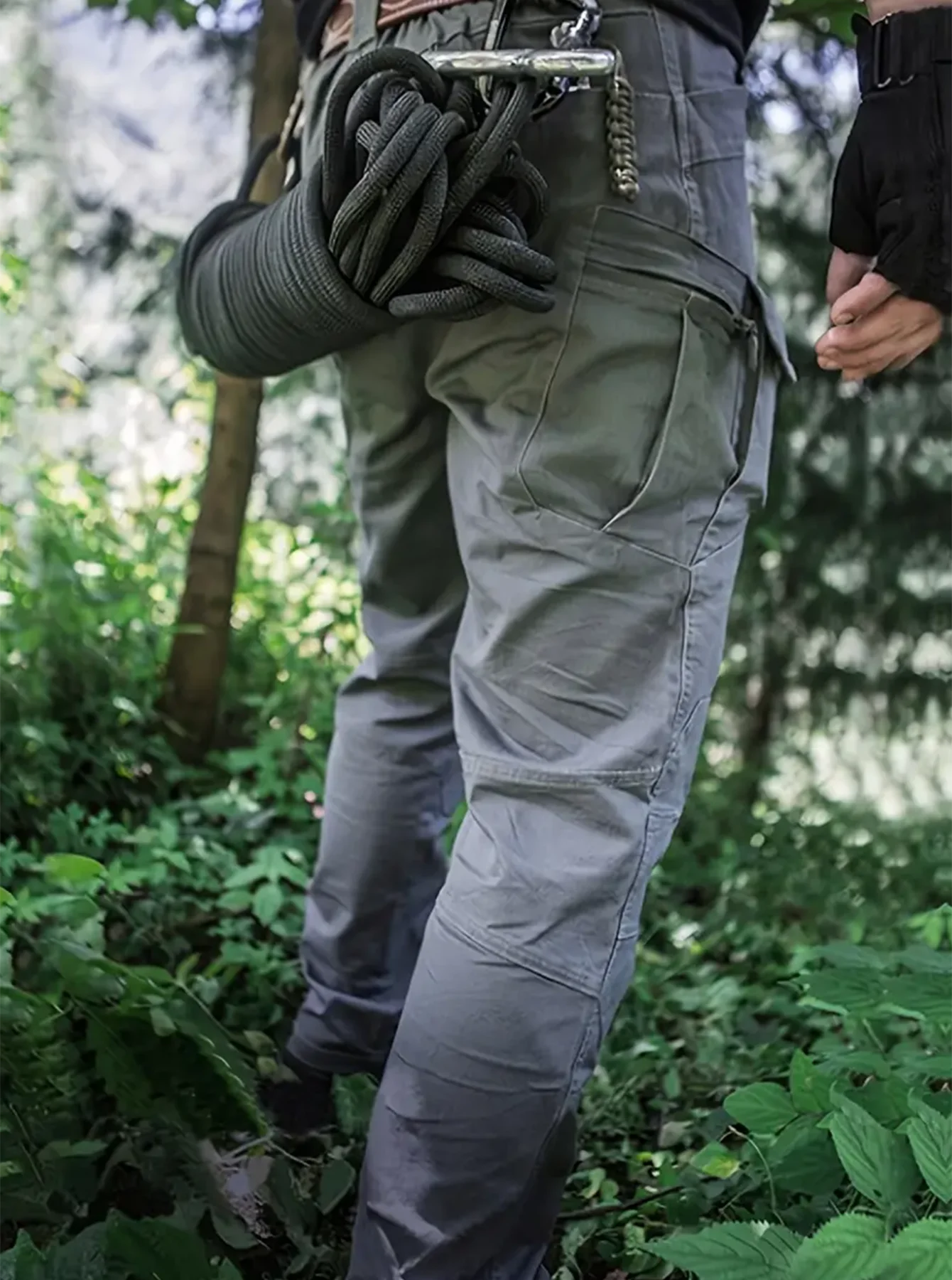 Men's waterproof tactical pants in advanced military fabric