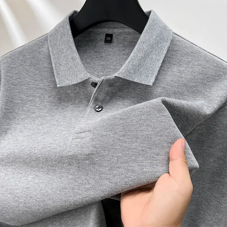 Men's long-sleeved polo shirt in premium cotton – Understated elegance and superior comfort